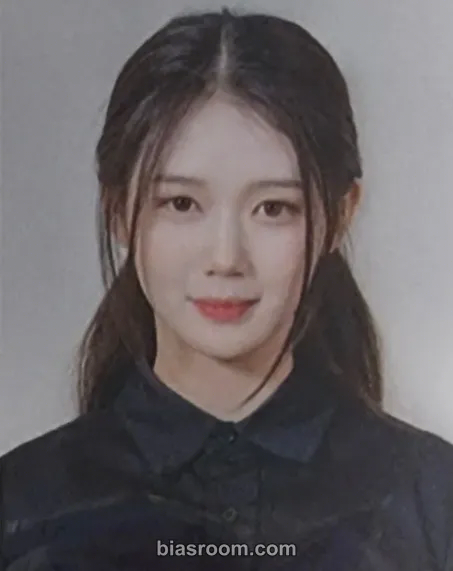 Yubin Assemble Photocard - tripleS - tripleS K-pop photocard