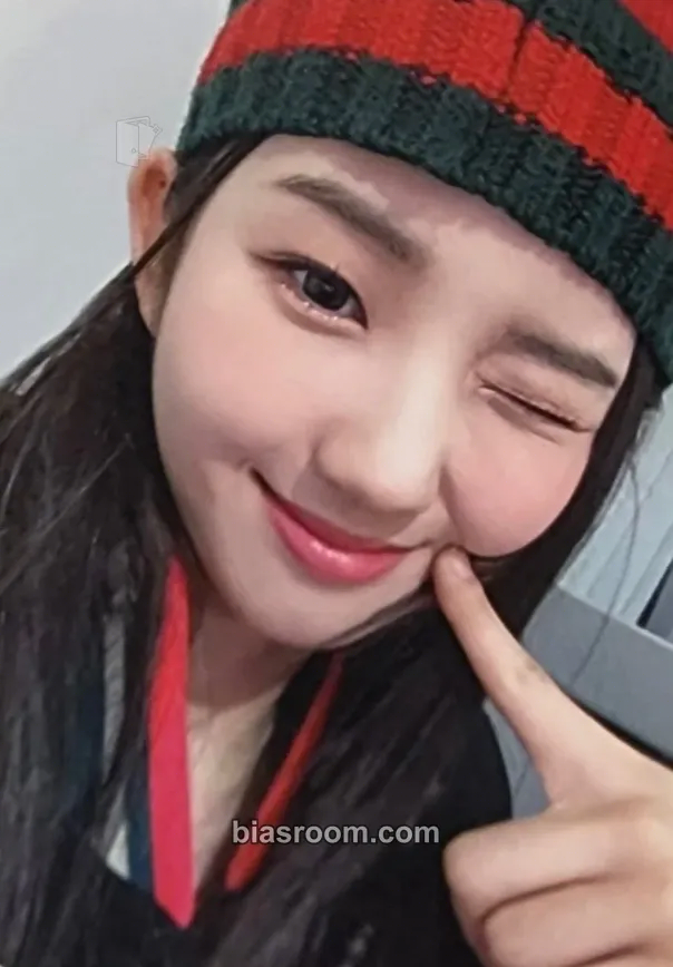 Jiwoo Assemble Photocard - tripleS - tripleS K-pop photocard