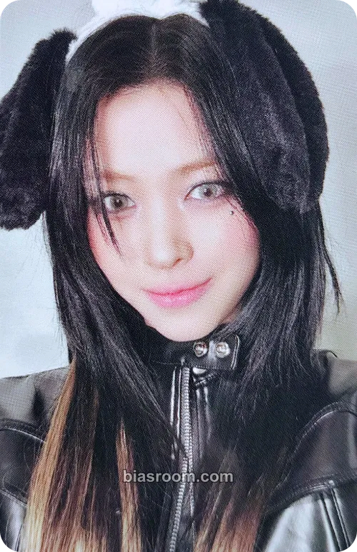 Ryujin TUNNEL VISION Photocard - ITZY - ITZY K-pop photocard