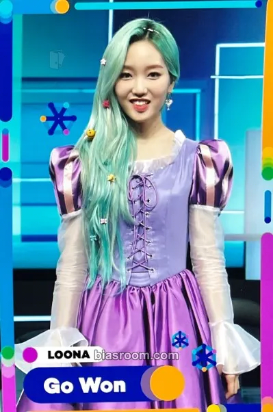 Go Won KCON:TACT Season 2 Photocard - LOONA - LOONA K-pop photocard