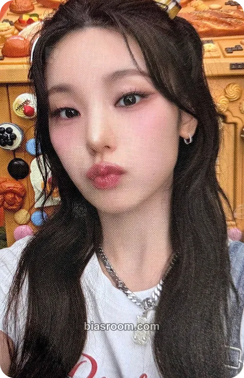 Yeji The 3rd Fan Meeting ITZY, MIDZY, Let's Fly! "Cells of Faith" Photocard - ITZY - ITZY K-pop photocard
