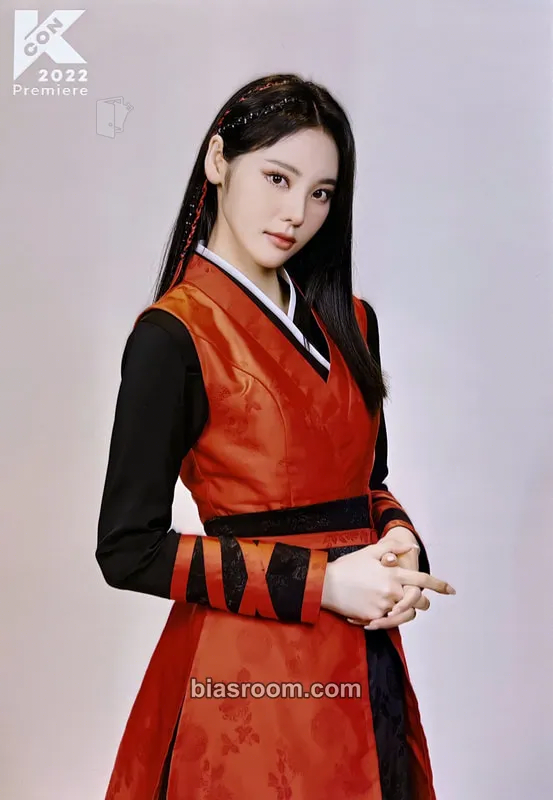 JinSoul KCON 2022 Premiere Photocard - LOONA - LOONA K-pop photocard