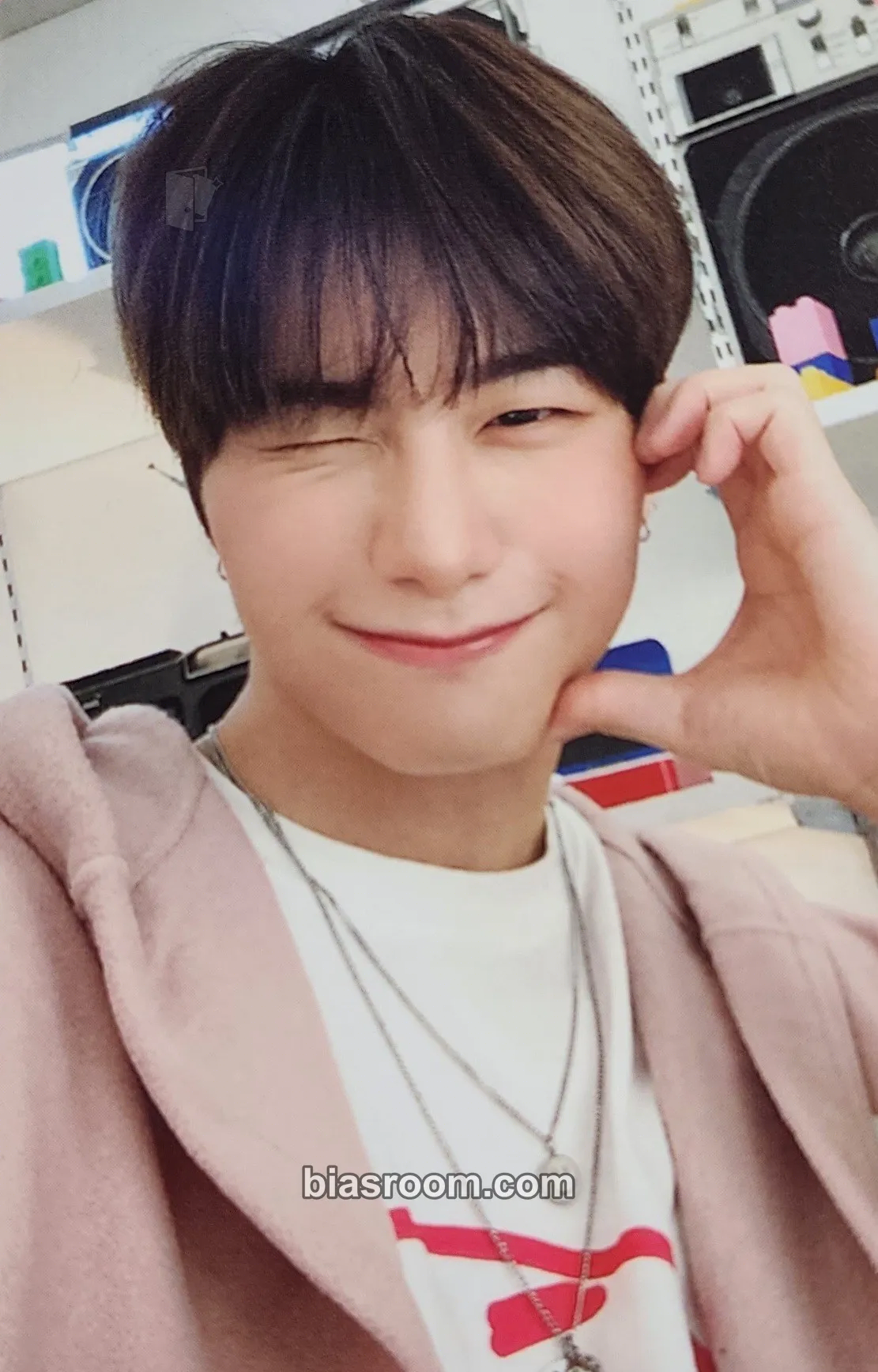 Seungsik Season's Greetings (2020, 2021, 2022, 2023) Photocard - VICTON - VICTON K-pop photocard