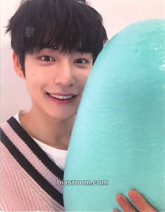 Jiwoong ZB1 x Colorgram Photocard - ZEROBASEONE - ZEROBASEONE K-pop photocard