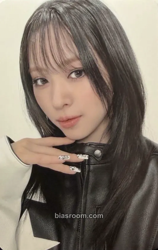 Ryujin ITZY 3rd World Tour 'Tunnel Vision' Photocard - ITZY - ITZY K-pop photocard
