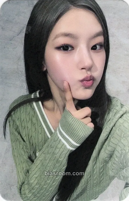 Haneul Who Is She Photocard - KISS OF LIFE - KISS OF LIFE K-pop photocard