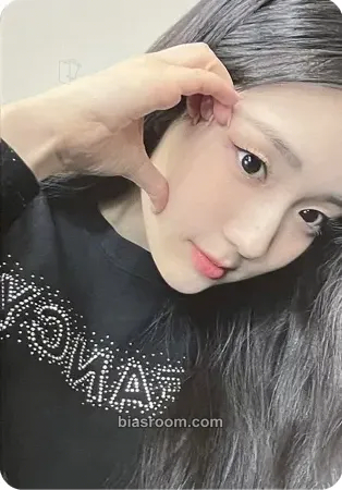 Seoyeon Aesthetic Photocard - tripleS - tripleS K-pop photocard