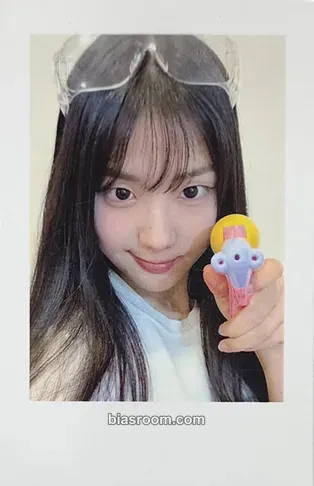 Seoyeon Aesthetic Photocard - tripleS - tripleS K-pop photocard