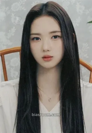 Jiwoo Structure Of Sadness Photocard - tripleS - tripleS K-pop photocard