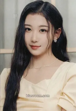 Kaede Structure Of Sadness Photocard - tripleS - tripleS K-pop photocard