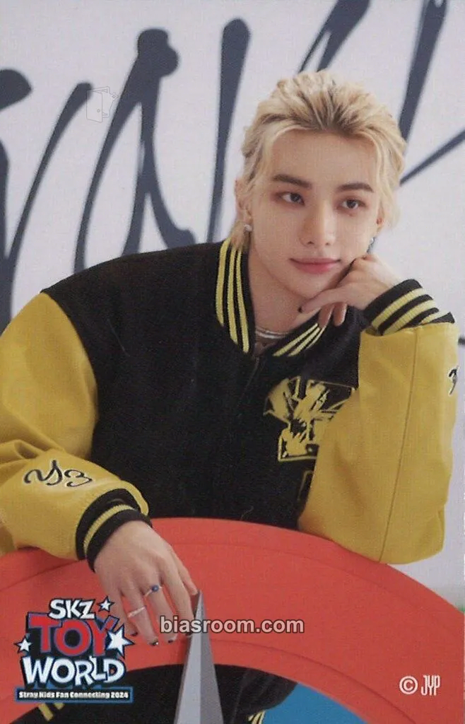 Hyunjin SKZ Toy World-Fan Connecting 2024 Photocard - Stray Kids - Stray Kids K-pop photocard
