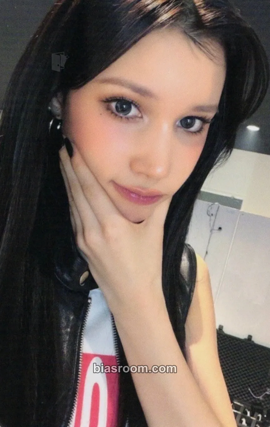 Huening Bahiyyih Crack Code Photocard - Kep1er - Kep1er K-pop photocard