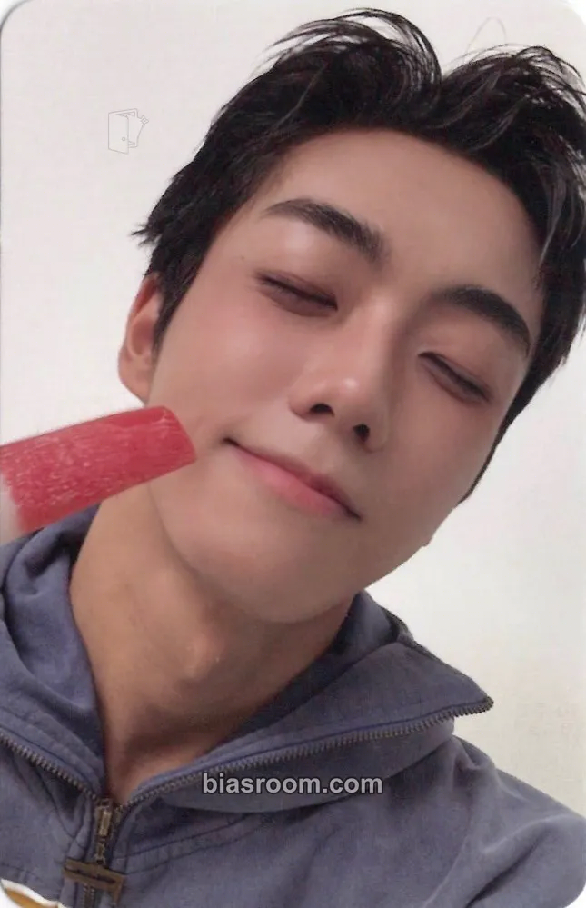 Rowan 1. Got Hooked: An Addictive Symphony Photocard - MODYSSEY - MODYSSEY K-pop photocard