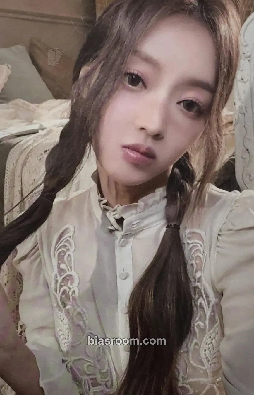 YooA Borderline Photocard - OH MY GIRL - OH MY GIRL K-pop photocard