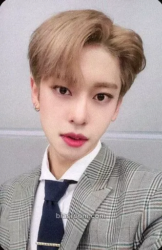 Donghyun SALUTE Photocard - AB6IX - AB6IX K-pop photocard