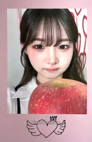 Hayeon 2026 Season's Greetings: tripleShot of Love Photocard - tripleS - tripleS K-pop photocard