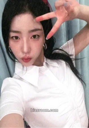 Sohyun WAV 1st Membership: tripleS Diner Photocard - tripleS - tripleS K-pop photocard