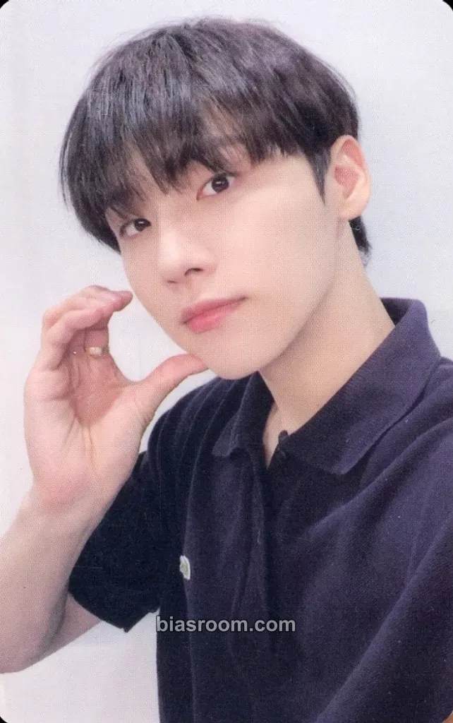 Woong MO’ COMPLETE Photocard - AB6IX - AB6IX K-pop photocard