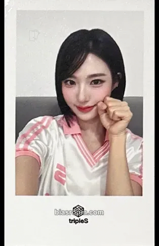 Xinyu 2024 Macao Fanmeeting Photocard - tripleS - tripleS K-pop photocard