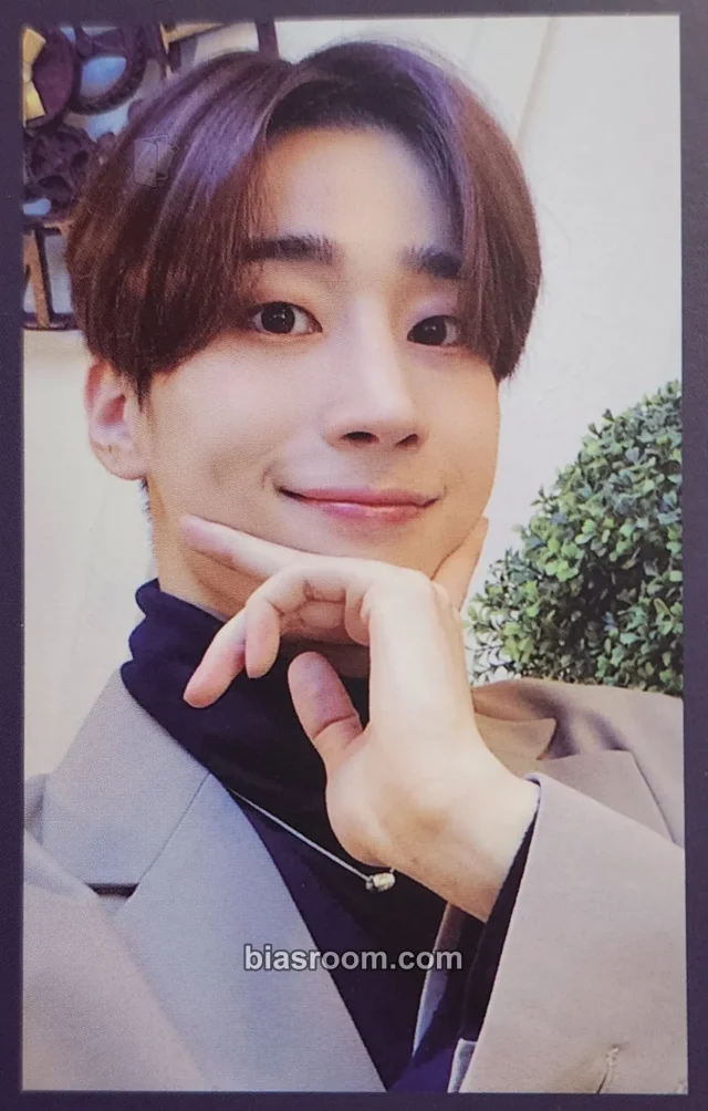 VICTON - Seungwoo  - Season's Greetings (2020, 2021, 2022, 2023) Other season's greetings 2021 version boys 2 men merch photocard