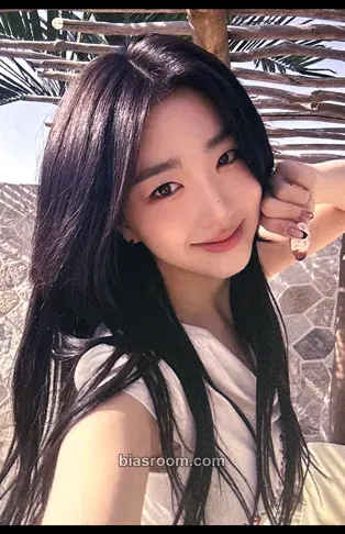 Sohyun tripleS 1st Fanclub Inauguration Ceremony: WAV Surfing Club First Opening Ceremony! Photocard - tripleS - tripleS K-pop photocard