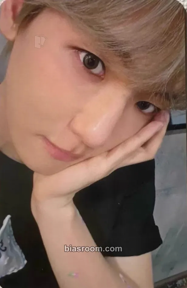 Baekhyun Essence of Reverie Photocard - EXO - EXO K-pop photocard