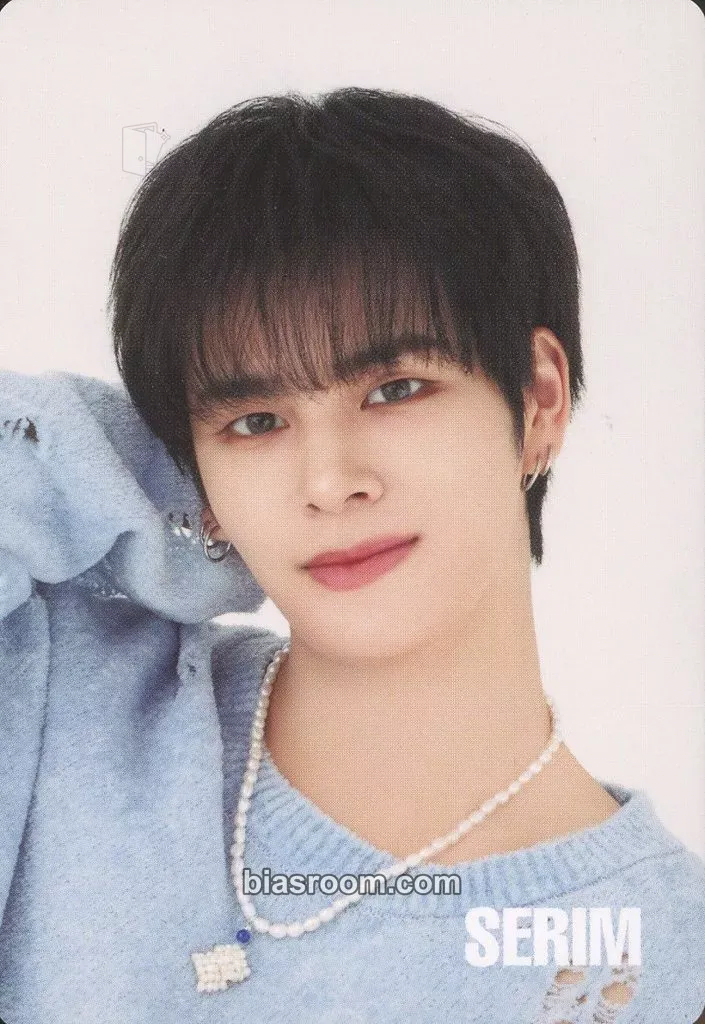 Serim LOVE! LUV!! LUVITY!!! ' SHOW OFF' Photocard - CRAVITY - CRAVITY K-pop photocard
