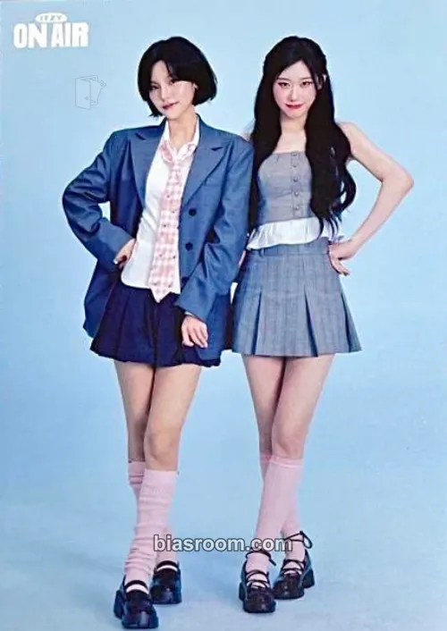 The 4th Fan Meeting ITZY, MIDZY, Let's Fly! "On Air" Photocard - ITZY - ITZY K-pop photocard