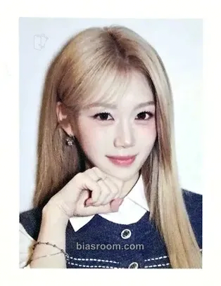Yubin Beyond Beauty Photocard - tripleS - tripleS K-pop photocard