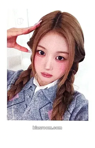 Joobin Beyond Beauty Photocard - tripleS - tripleS K-pop photocard