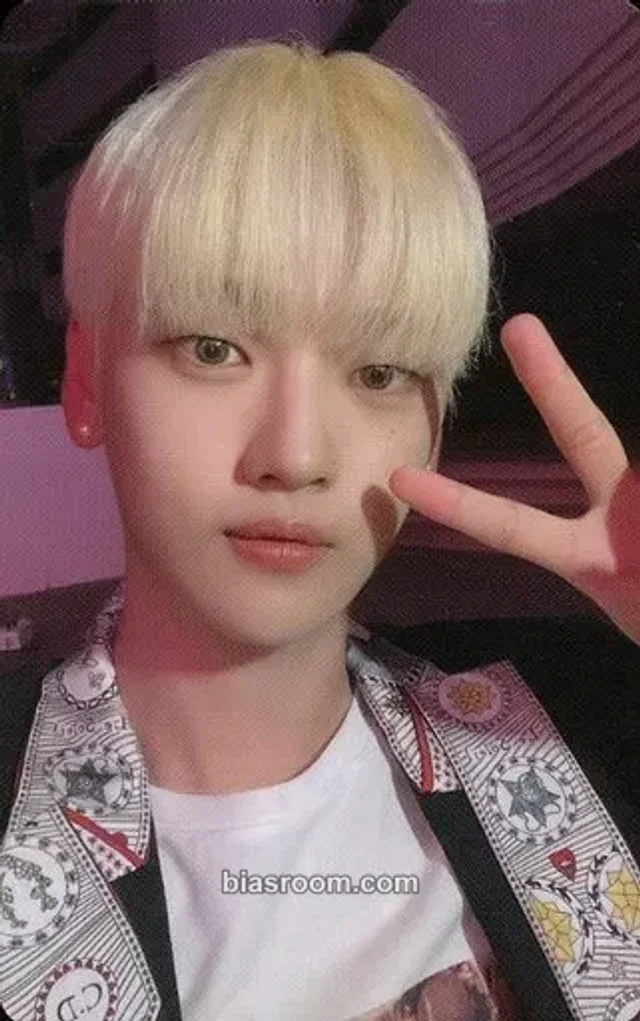 WEi - Seokhwa - Youth Album album photocard shine version