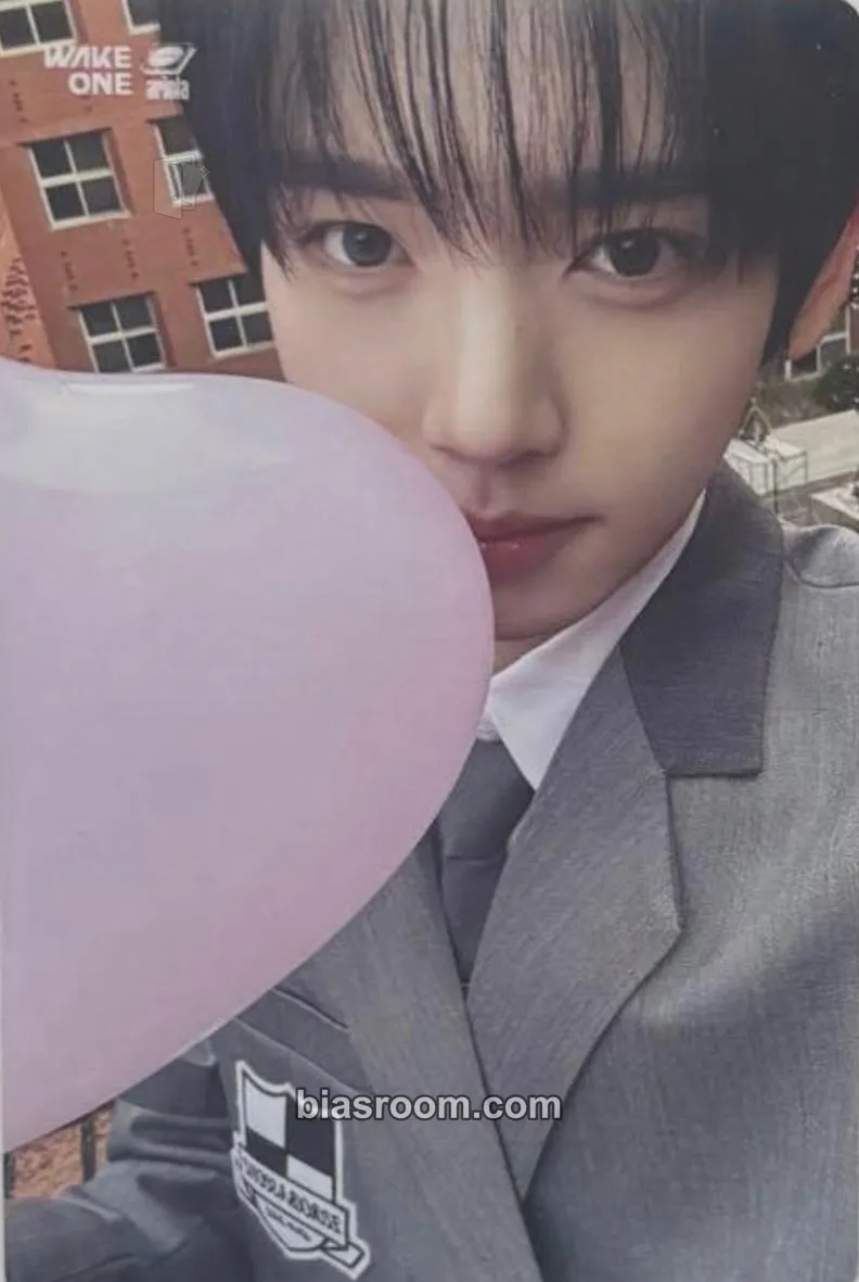 Yujin Yura Yura (ゆらゆら -運命の花-) Photocard - ZEROBASEONE - ZEROBASEONE K-pop photocard