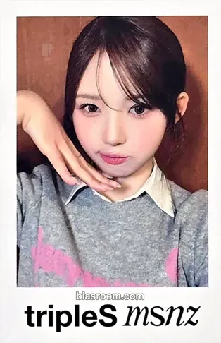 Jiwoo Beyond Beauty Photocard - tripleS - tripleS K-pop photocard