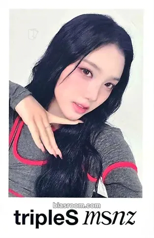 Sullin Beyond Beauty Photocard - tripleS - tripleS K-pop photocard