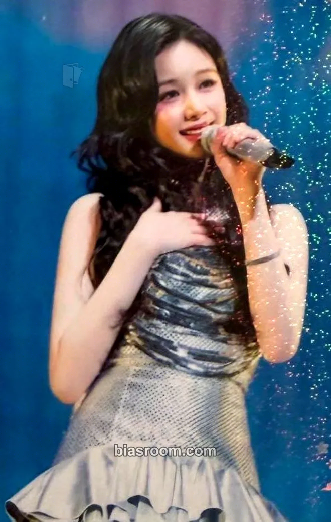 Pharita HELLO MONSTERS IN JAPAN Photocard - BABYMONSTER - BABYMONSTER K-pop photocard