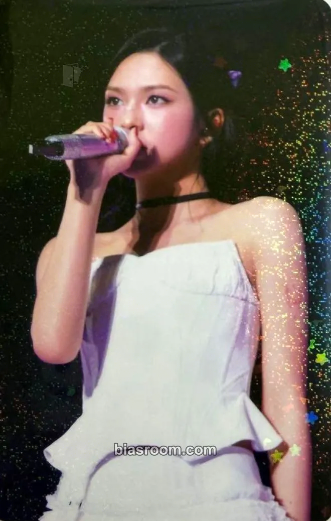 Chiquita HELLO MONSTERS IN JAPAN Photocard - BABYMONSTER - BABYMONSTER K-pop photocard