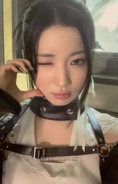 Asa BABYMONS7ER Photocard - BABYMONSTER - BABYMONSTER K-pop photocard