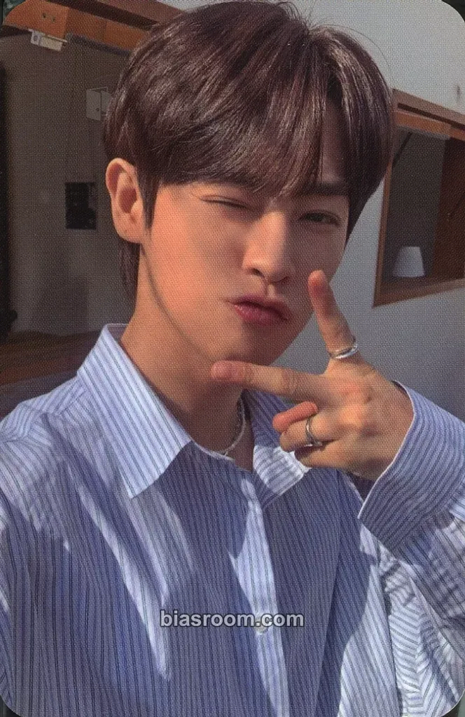 Karam Expecting Tomorrow Photocard - Asc2nt - Asc2nt K-pop photocard
