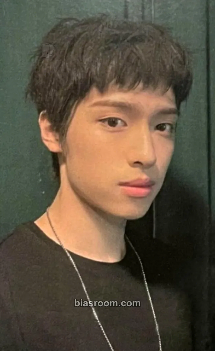 Gaon Happy Death Day Photocard - Xdinary Heroes - Xdinary Heroes K-pop photocard