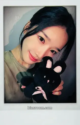 Yooyeon Assemble24 Photocard - tripleS - tripleS K-pop photocard