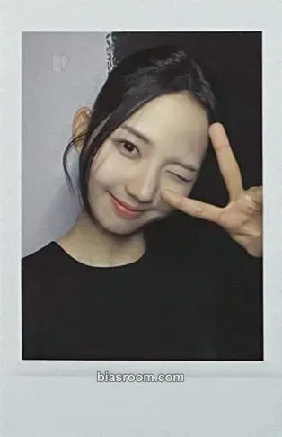 Jiwoo Assemble24 Photocard - tripleS - tripleS K-pop photocard