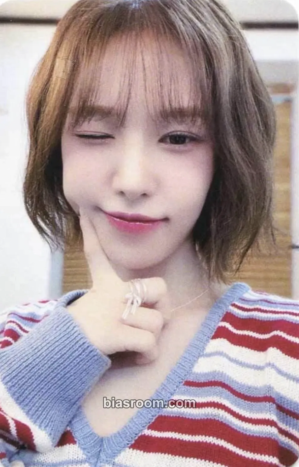 Wendy Cosmic Photocard - Red Velvet - Red Velvet K-pop photocard