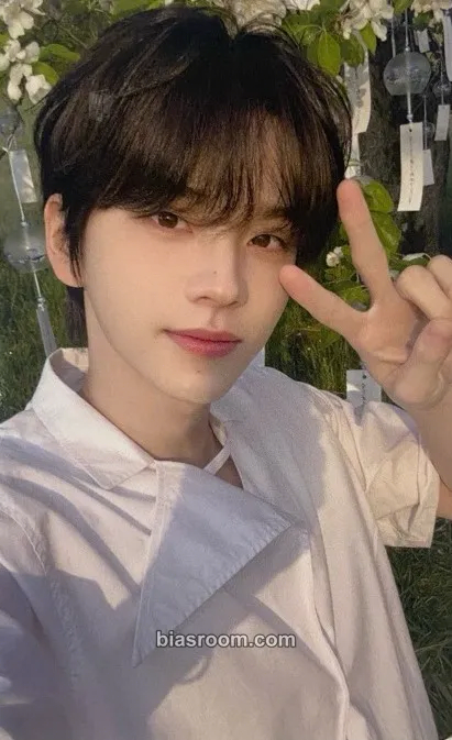 Shinyu Nice to see you again Photocard - TWS - TWS K-pop photocard