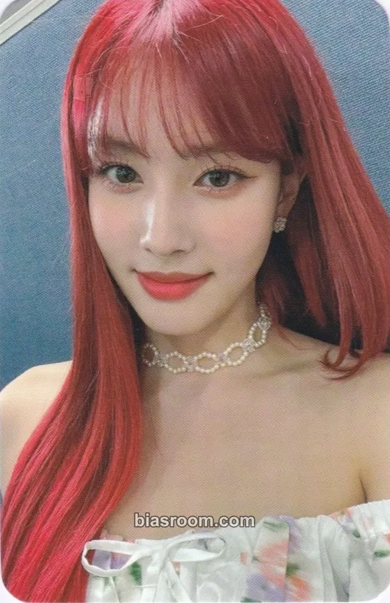 Yoon WE NEED LOVE Photocard - STAYC - STAYC K-pop photocard