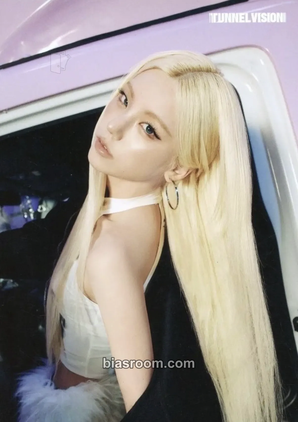 Yeji ITZY 3rd World Tour 'Tunnel Vision' Photocard - ITZY - ITZY K-pop photocard