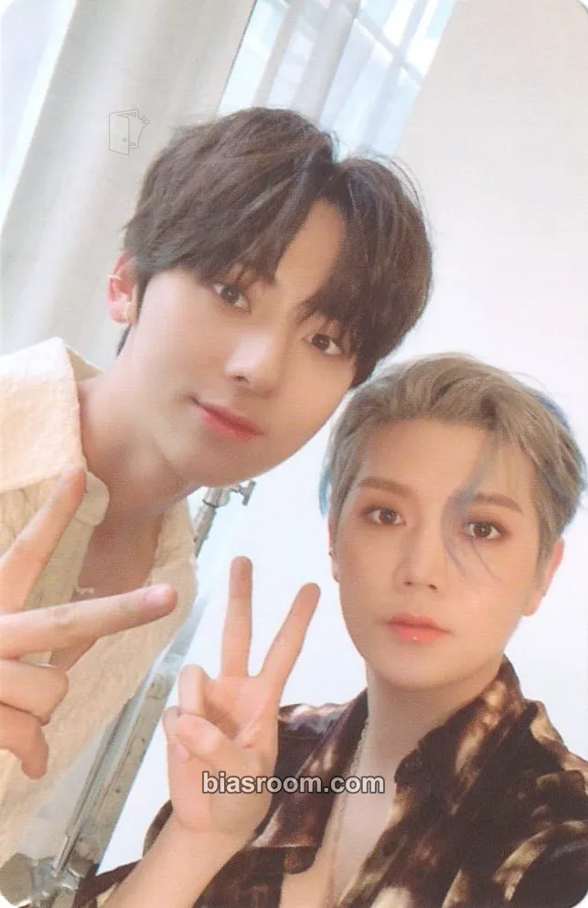 Romanticize Photocard - NU'EST - NU'EST K-pop photocard