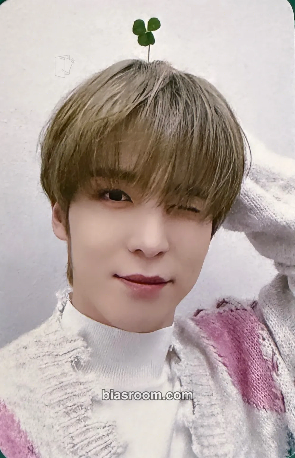 Yunho GOLDEN HOUR : Part.2 Photocard - ATEEZ - ATEEZ K-pop photocard