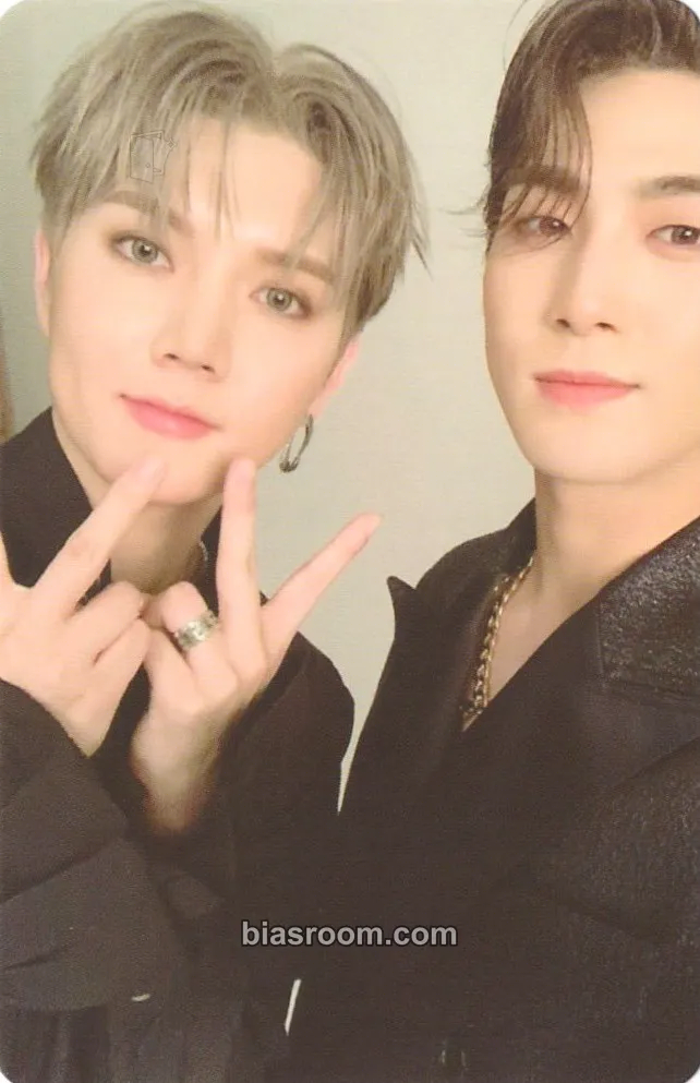 Romanticize Photocard - NU'EST - NU'EST K-pop photocard
