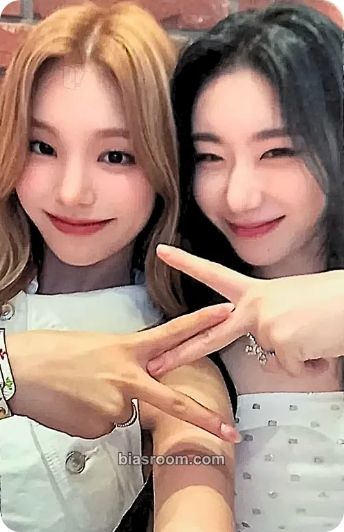 KILL MY DOUBT Photocard - ITZY - ITZY K-pop photocard