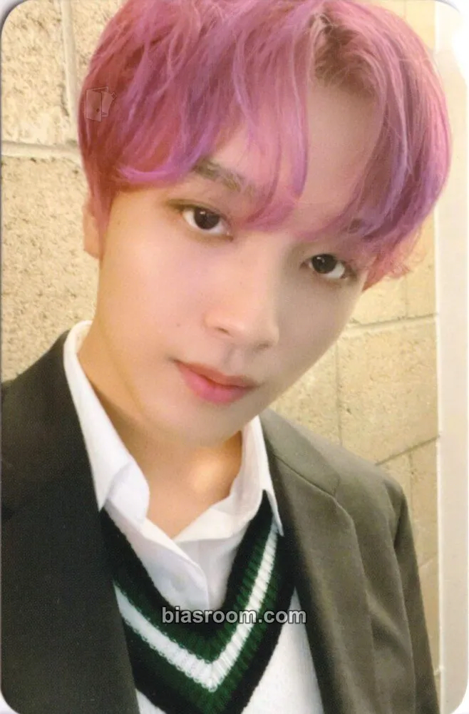 Haechan 2023 Season’s Greetings Photocard - NCT DREAM - NCT DREAM K-pop photocard